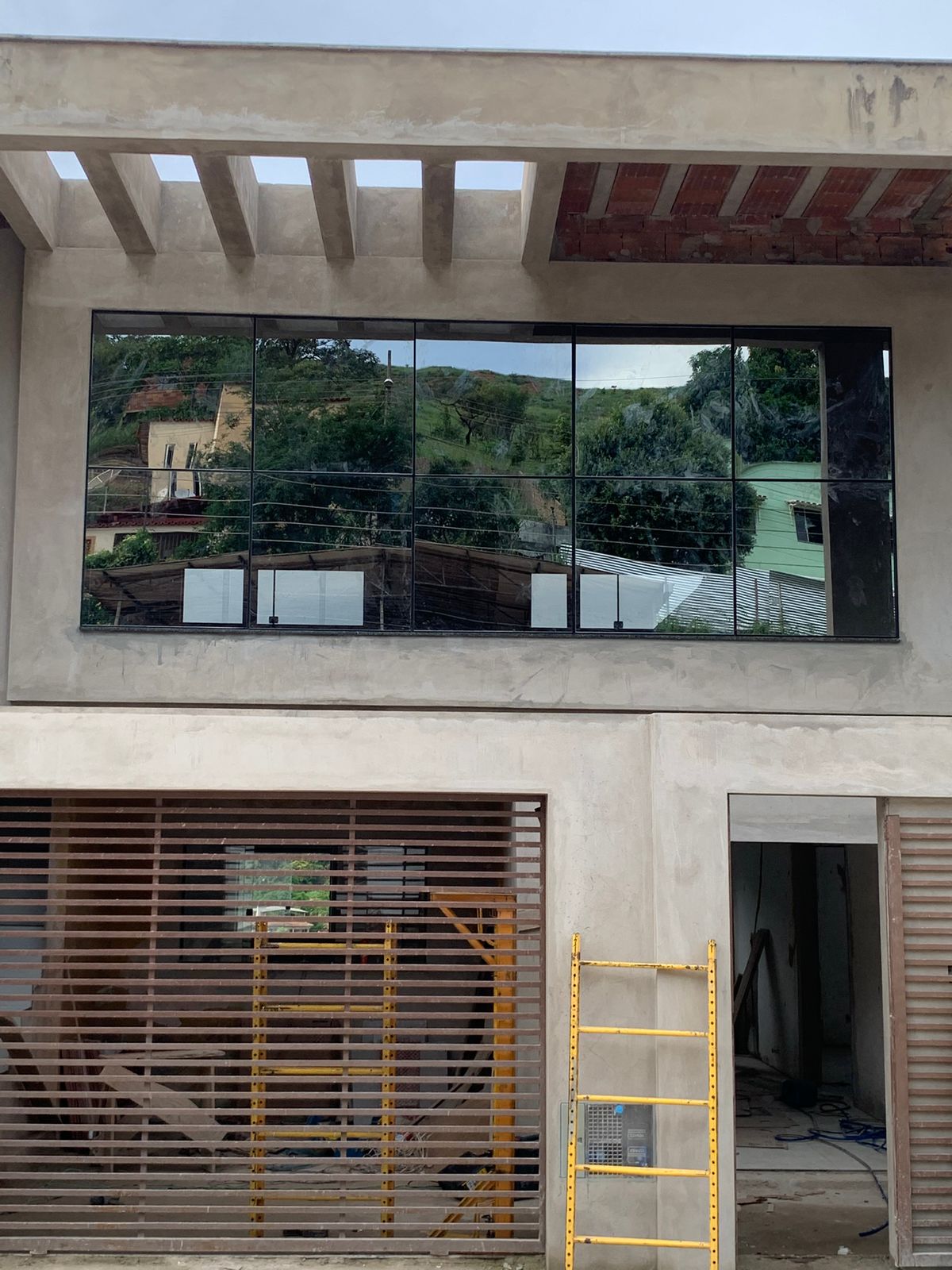 Vidro temperado instalado